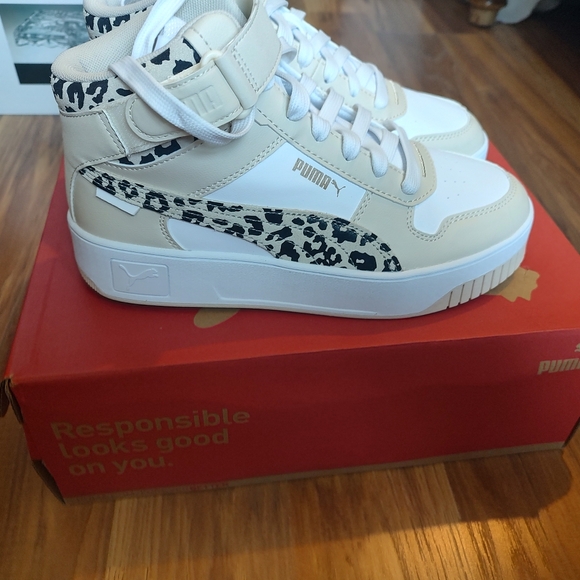 Women's Puma Carina Street Mid Animal Sneaker US Size 8 - Picture 4 of 6